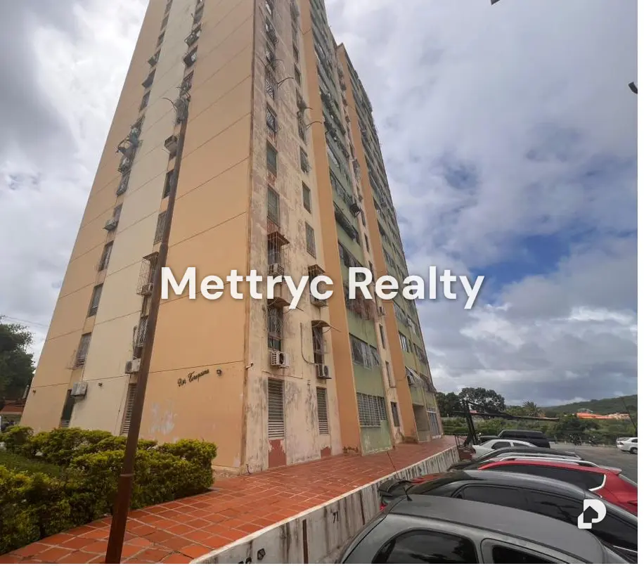 Apartamento en Club Hip. Las Trinitarias, Barquisimeto – 1