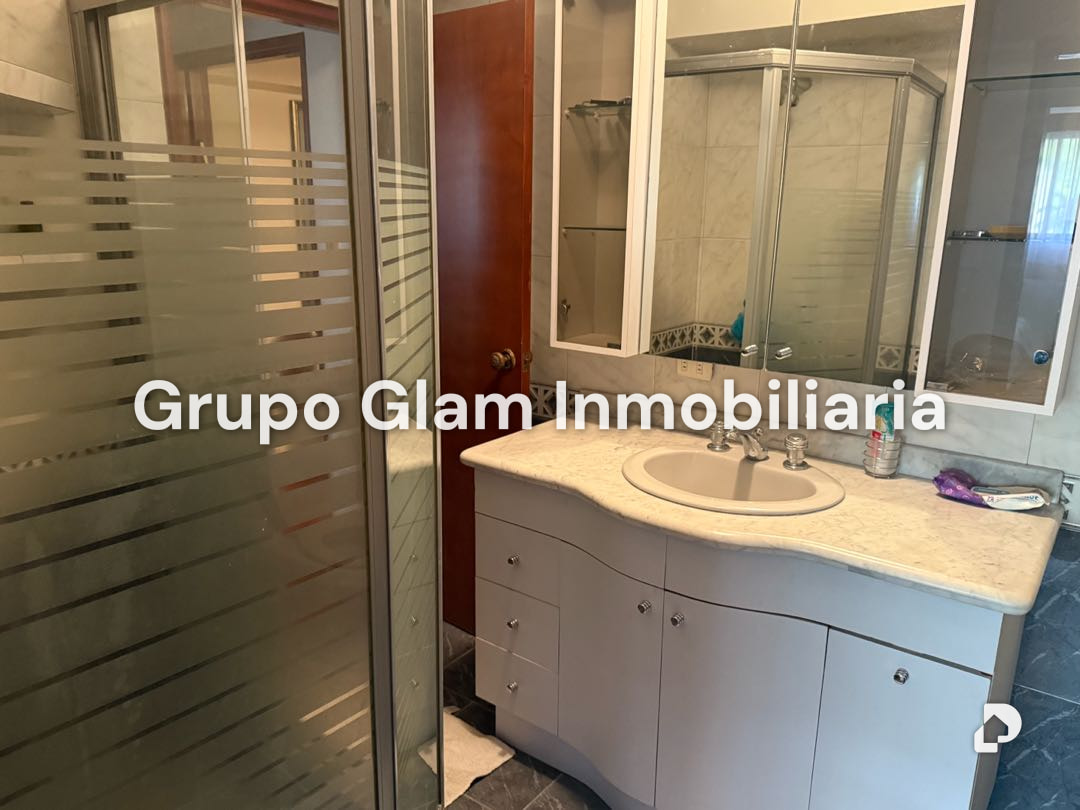 Apartamento en San Bernardino, Caracas – 24