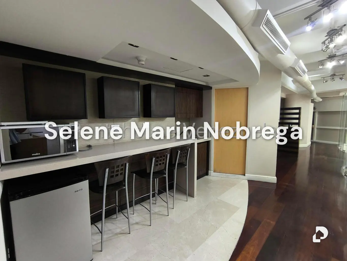 Office in Las Mercedes, Caracas – 8