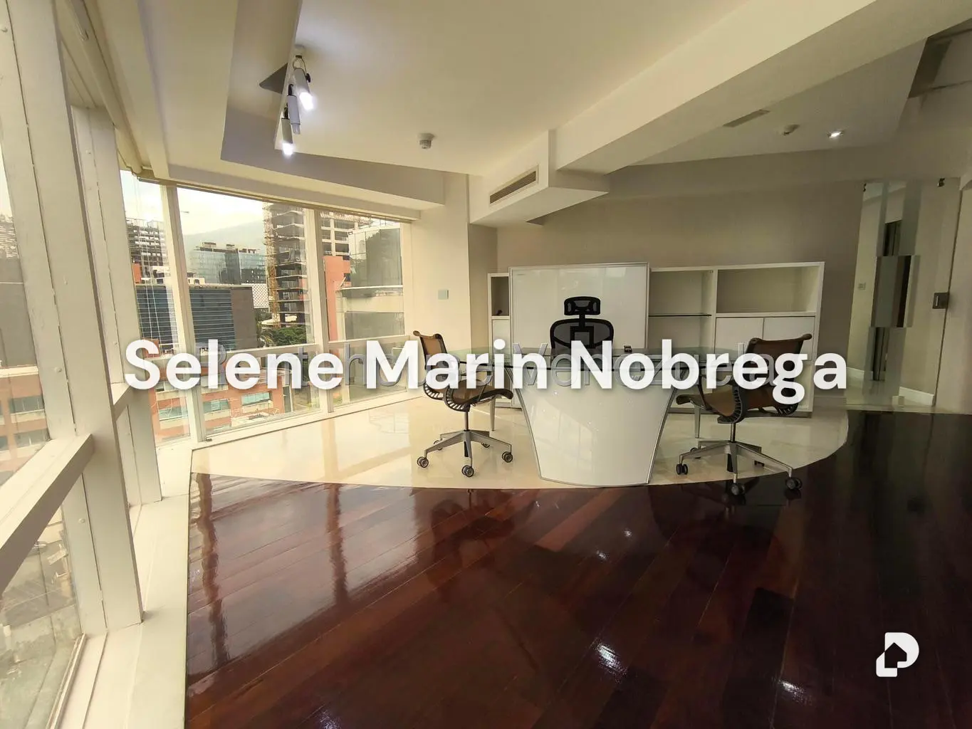 Office in Las Mercedes, Caracas – 30