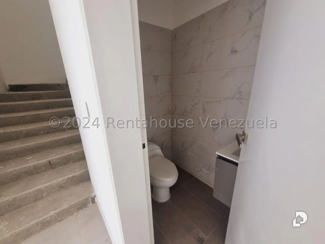 Apartamento en La Escondida, Caracas – 19