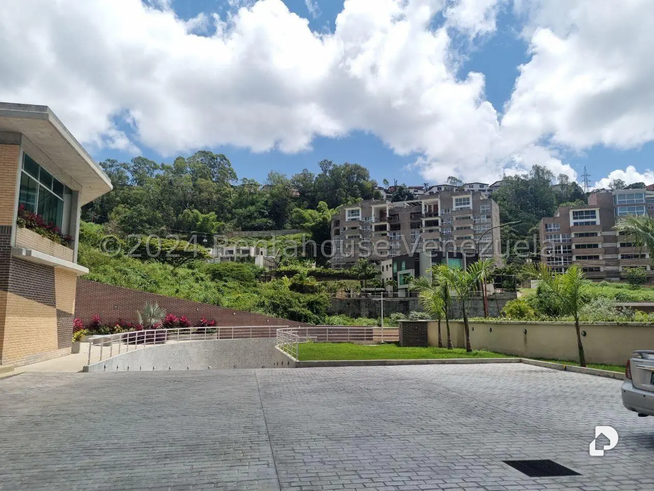 Apartamento en La Escondida, Caracas – 28