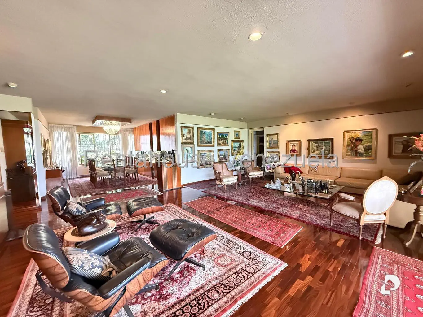 Apartment in Altamira, Caracas – 4