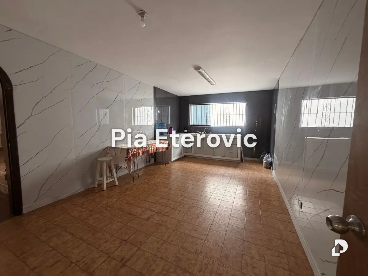Casa en Parroquia Urbana San José, Valencia