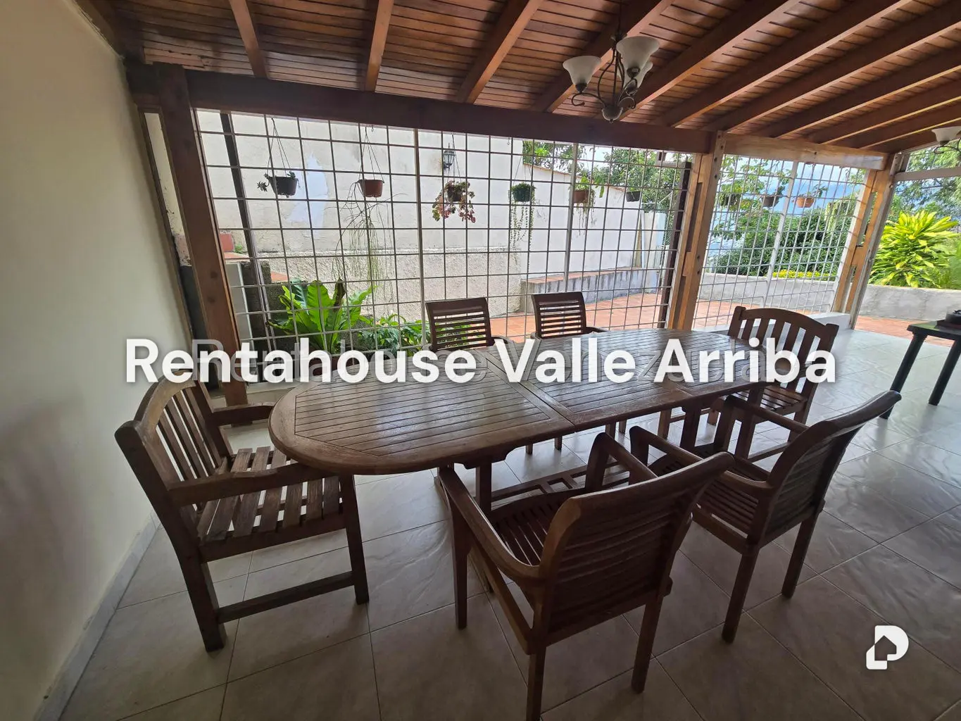 Casa en Los Naranjos (del Cafetal), Caracas – 11