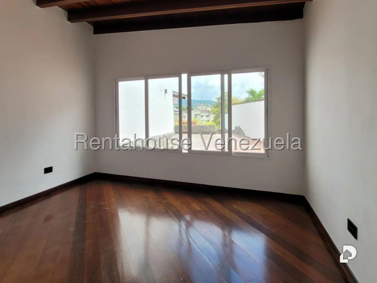 Casa en Cumbres de Curumo, Caracas – 21