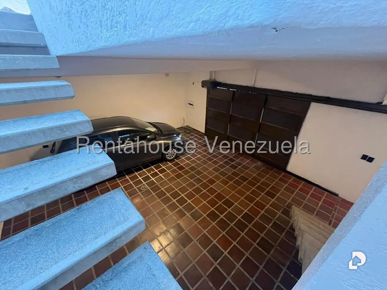 Casa en Cumbres de Curumo, Caracas – 48