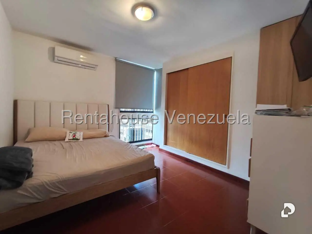 Apartamento en Los Palos Grandes, Caracas – 18