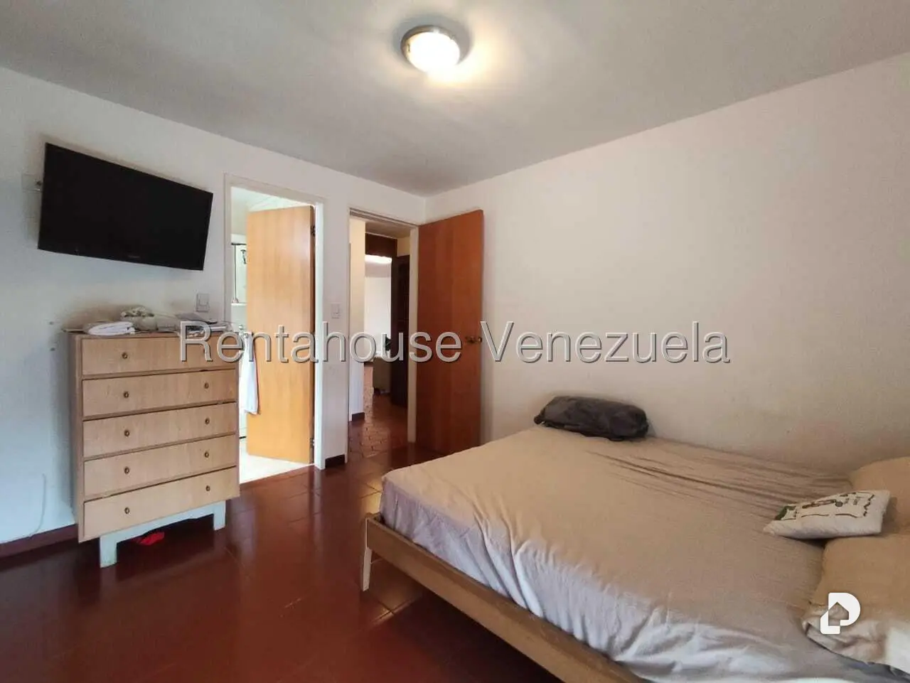 Apartamento en Los Palos Grandes, Caracas – 19