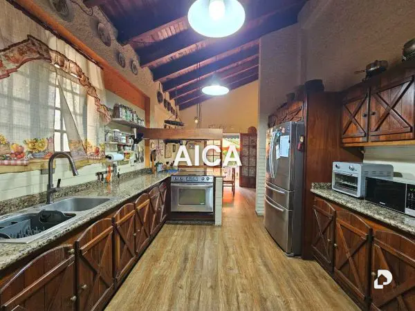Casa en La Lagunita, Caracas – 10