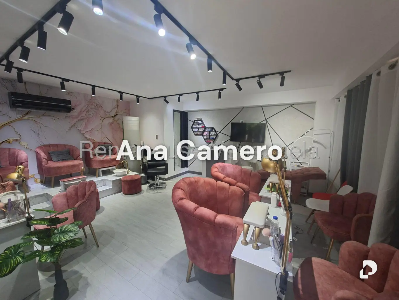 Local comercial en Santa Mónica, Caracas – 4