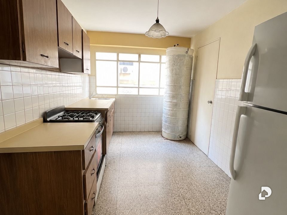 Apartamento en Los Palos Grandes, Caracas – 17