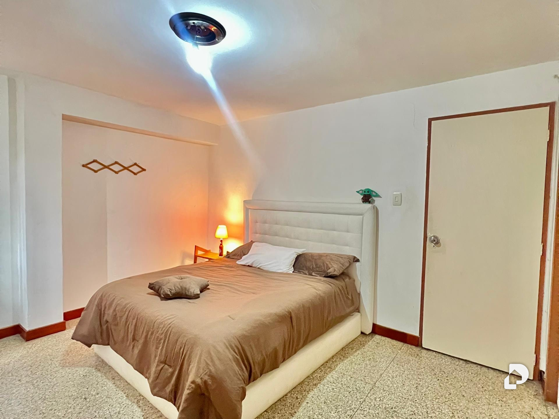 Apartamento en Los Palos Grandes, Caracas – 14