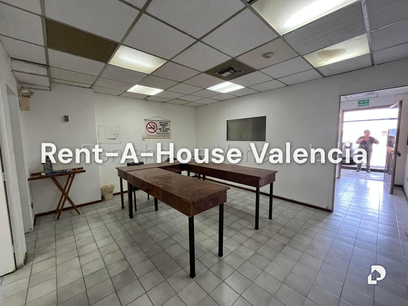 Local comercial en Zona Industrial, Valencia – 7