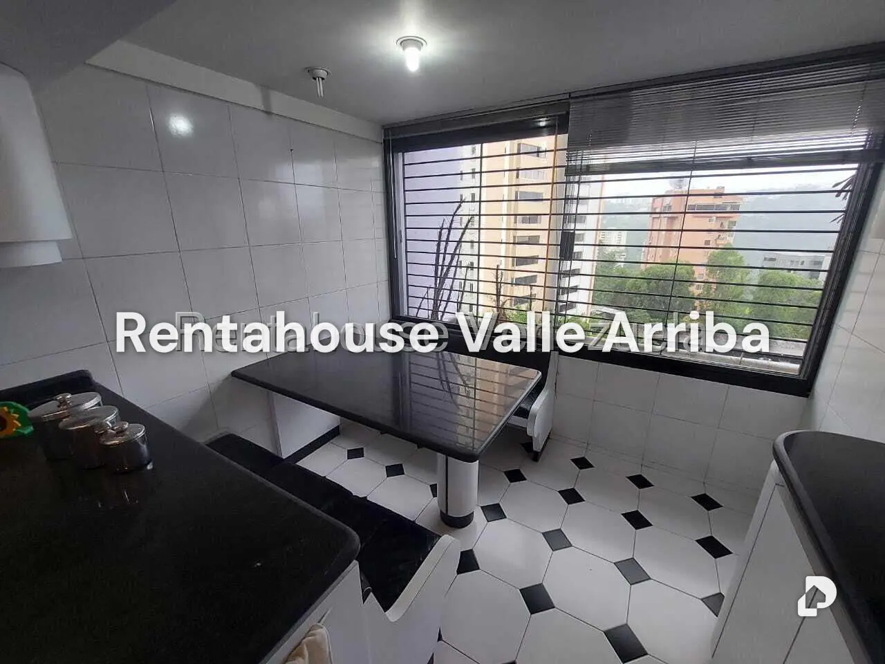 Apartamento en Los Naranjos (del Cafetal), Caracas – 17
