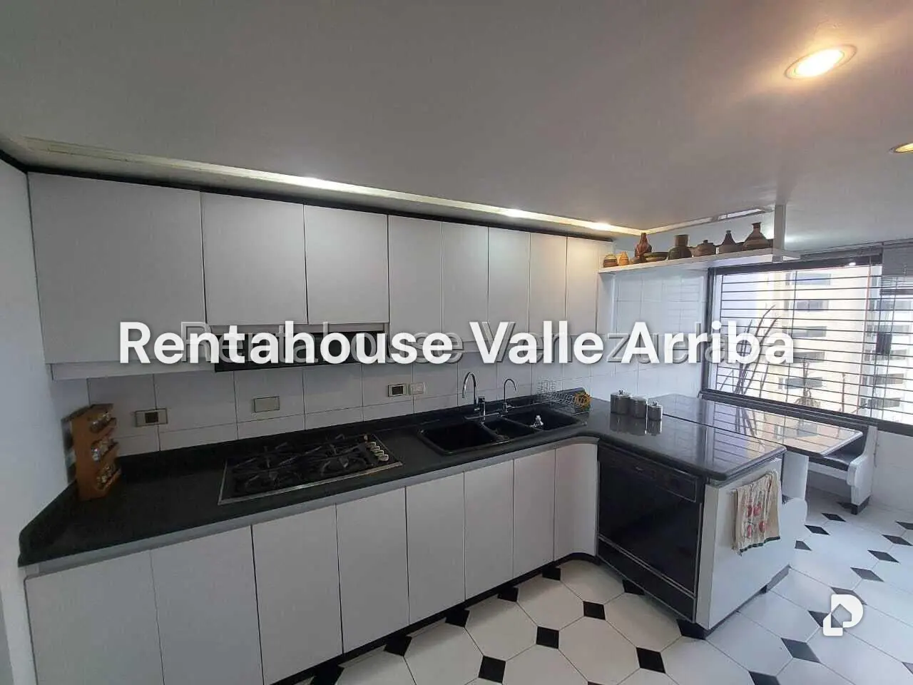 Apartamento en Los Naranjos (del Cafetal), Caracas – 13