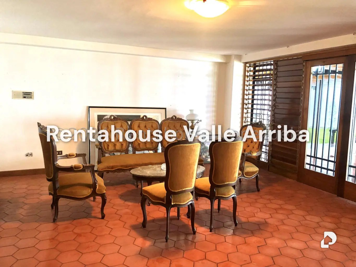 Casa en Cumbres de Curumo, Caracas – 10