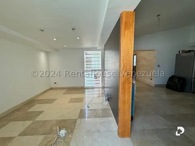 Casa en Santa Cecilia, Caracas – 15