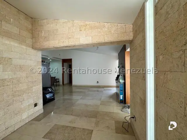 Casa en Santa Cecilia, Caracas – 14