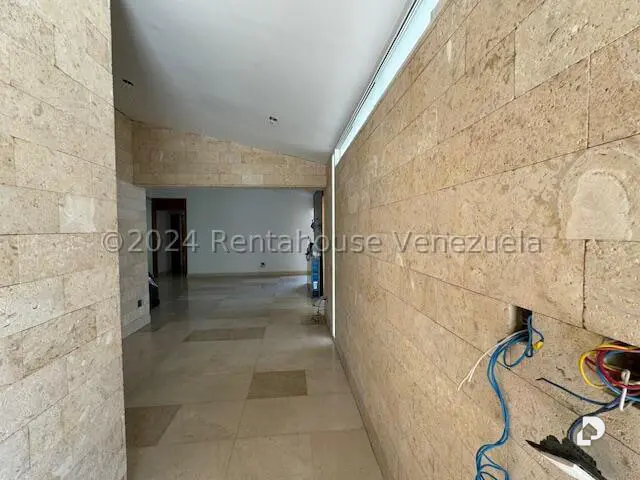 Casa en Santa Cecilia, Caracas – 13