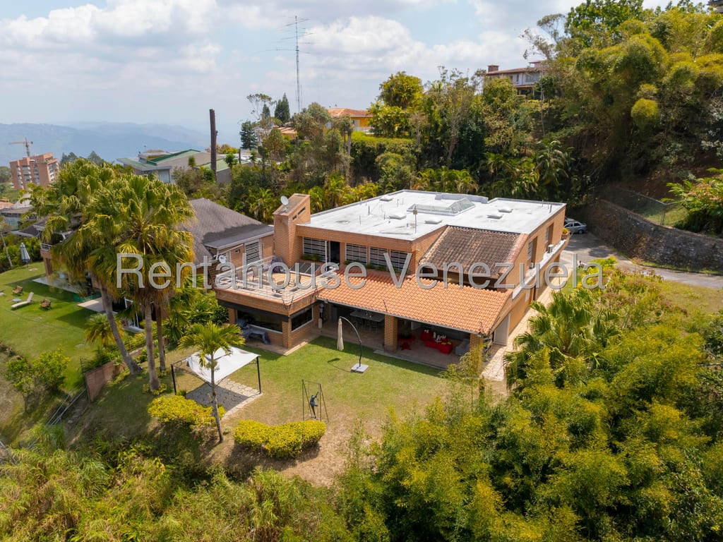 Casa en Alto Hatillo, Caracas - 1