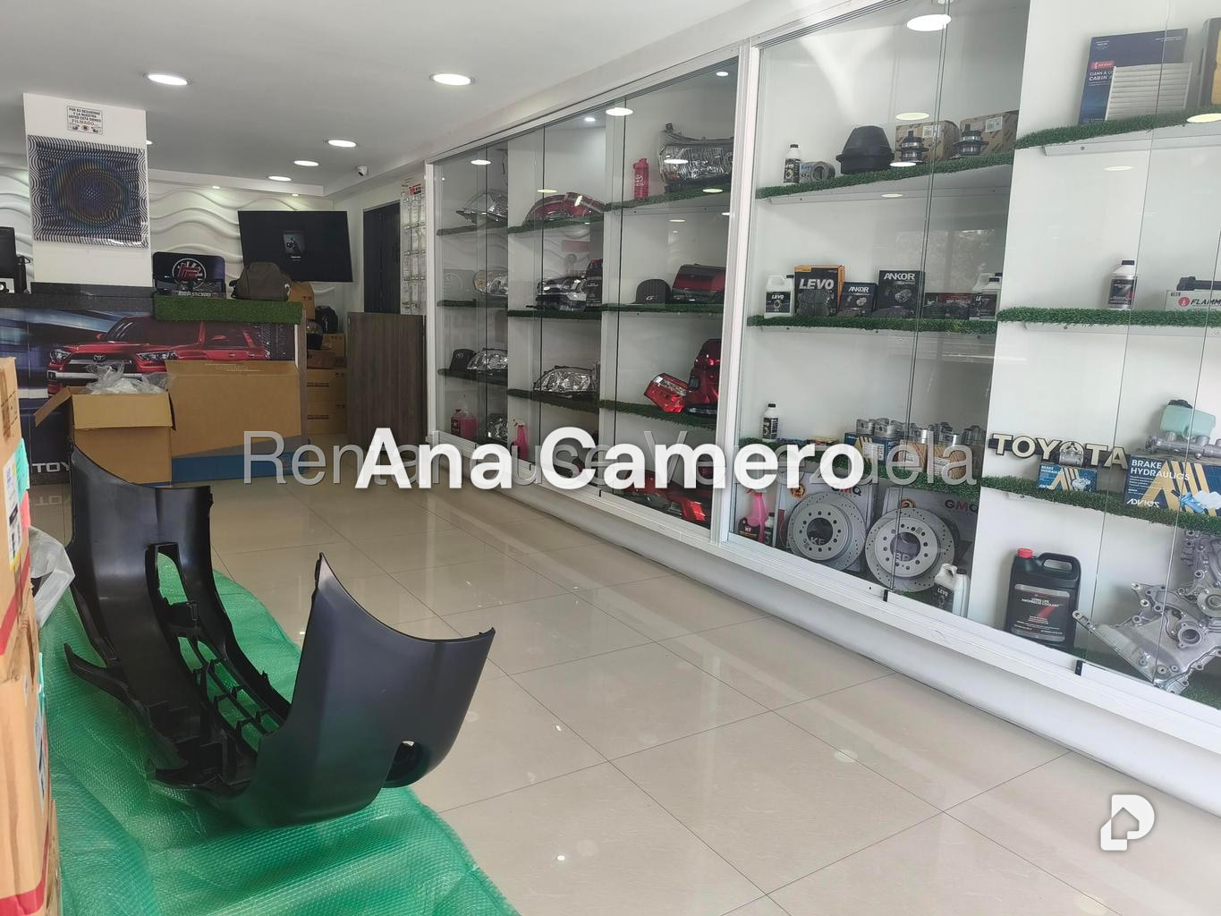 Local comercial en La Florida, Caracas – 4
