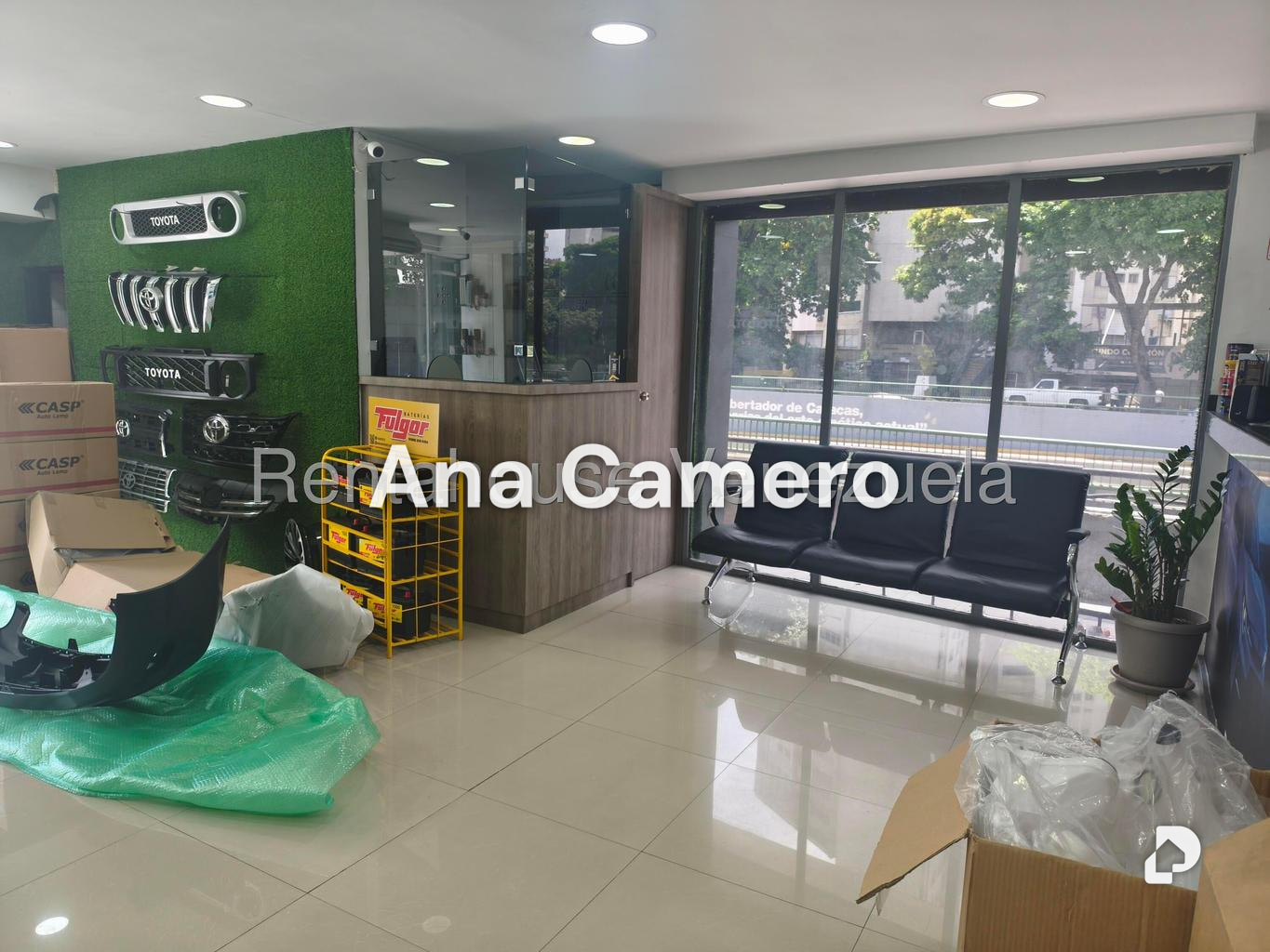 Local comercial en La Florida, Caracas – 13