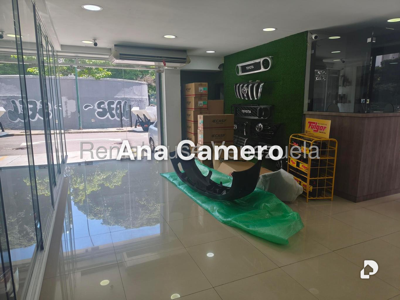 Local comercial en La Florida, Caracas – 14