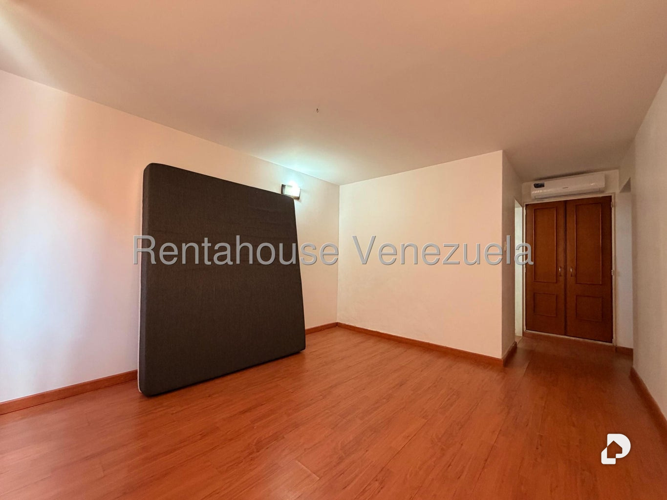 Apartamento en Colinas de La Tahona, Caracas – 8