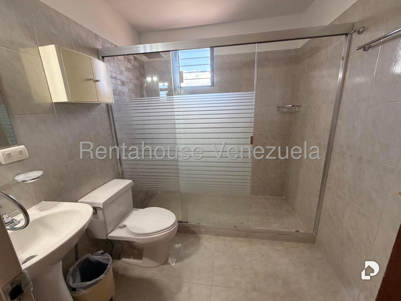 Apartamento en Colinas de La Tahona, Caracas – 9