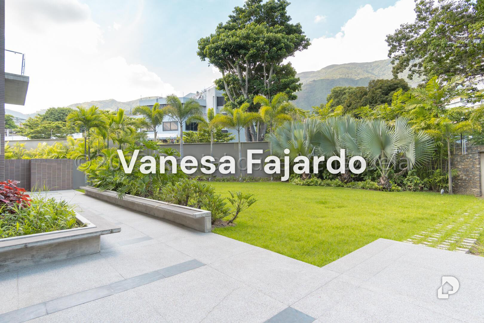 Edificio en La Castellana, Caracas – 5