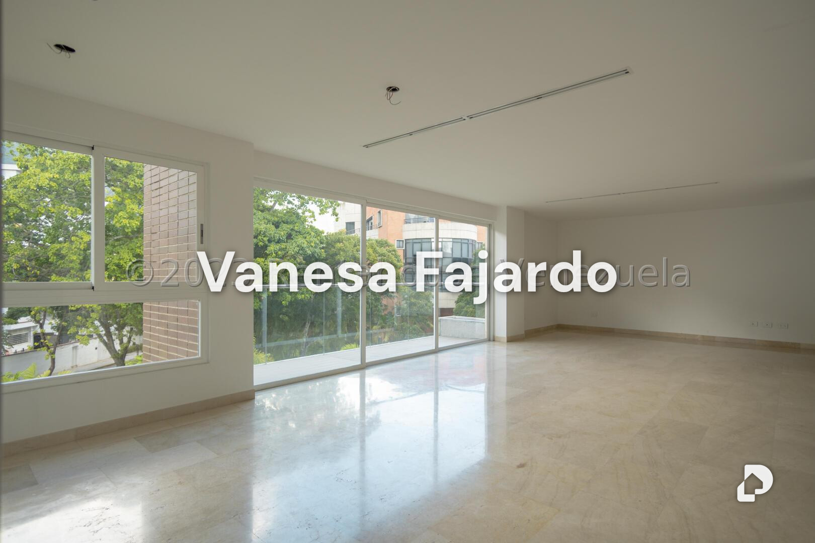 Edificio en La Castellana, Caracas – 6