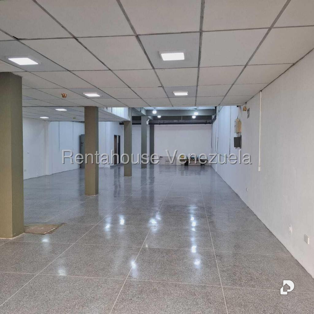 Local comercial en Parroquia La Candelaria, Caracas – 5