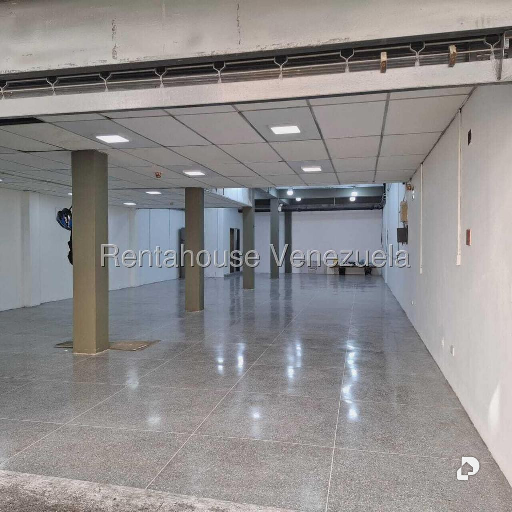 Local comercial en Parroquia La Candelaria, Caracas – 4