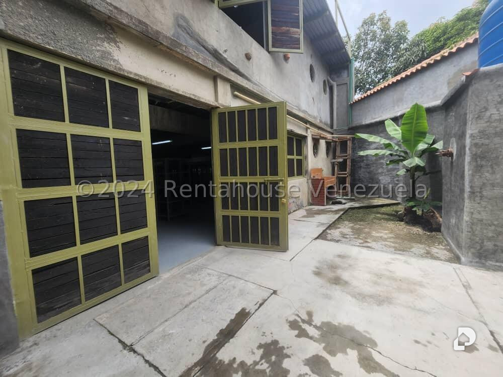 Local comercial en El Hatillo, Caracas – 12
