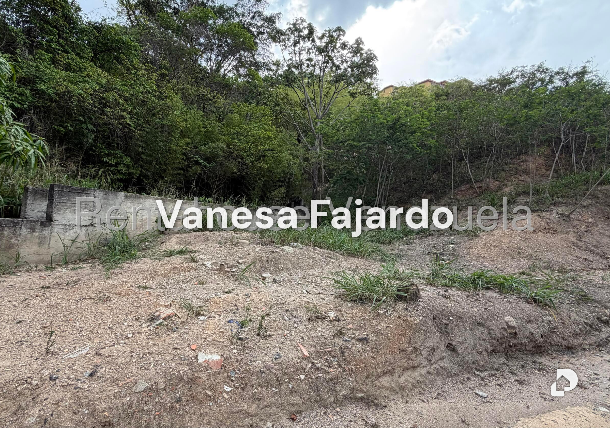 Terreno en La Trinidad, Caracas – 12