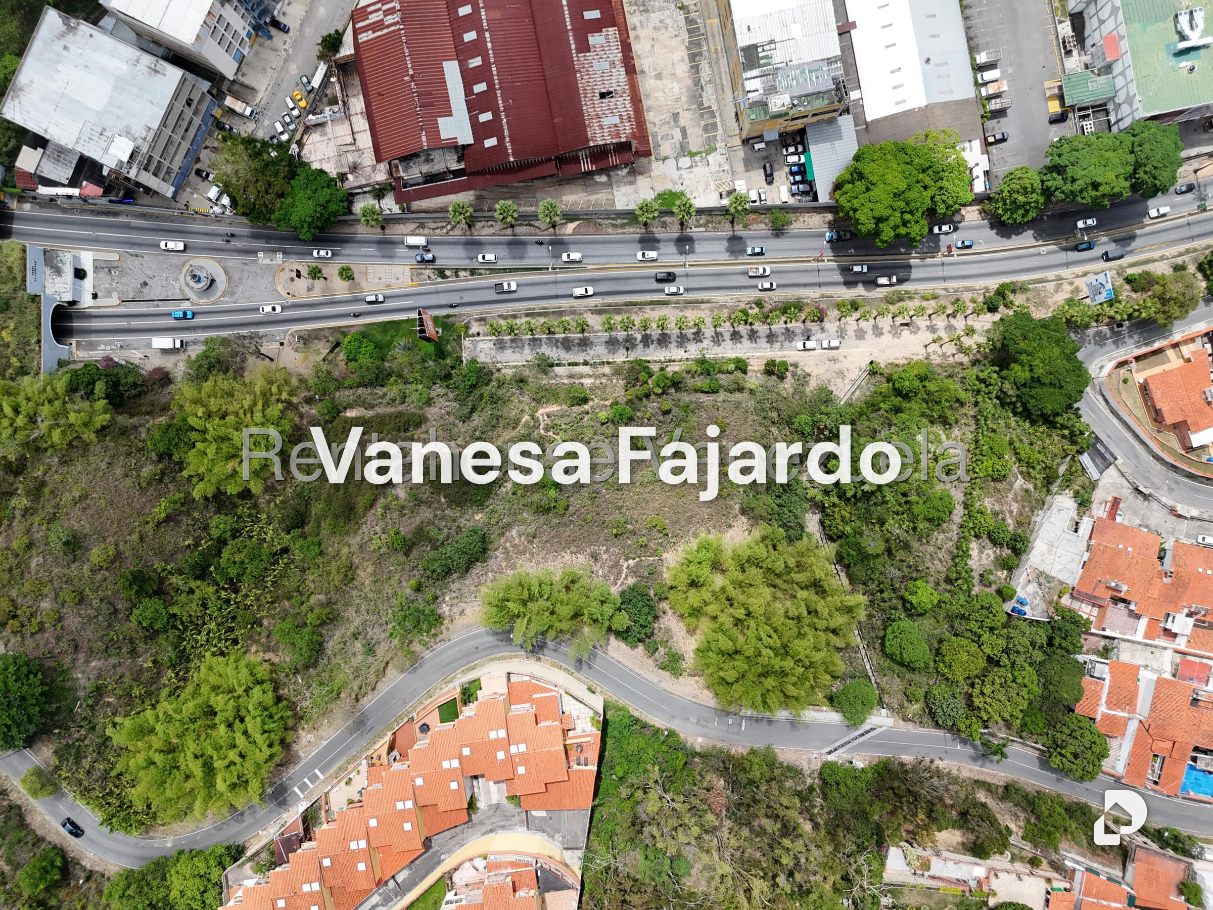Terreno en La Trinidad, Caracas – 4