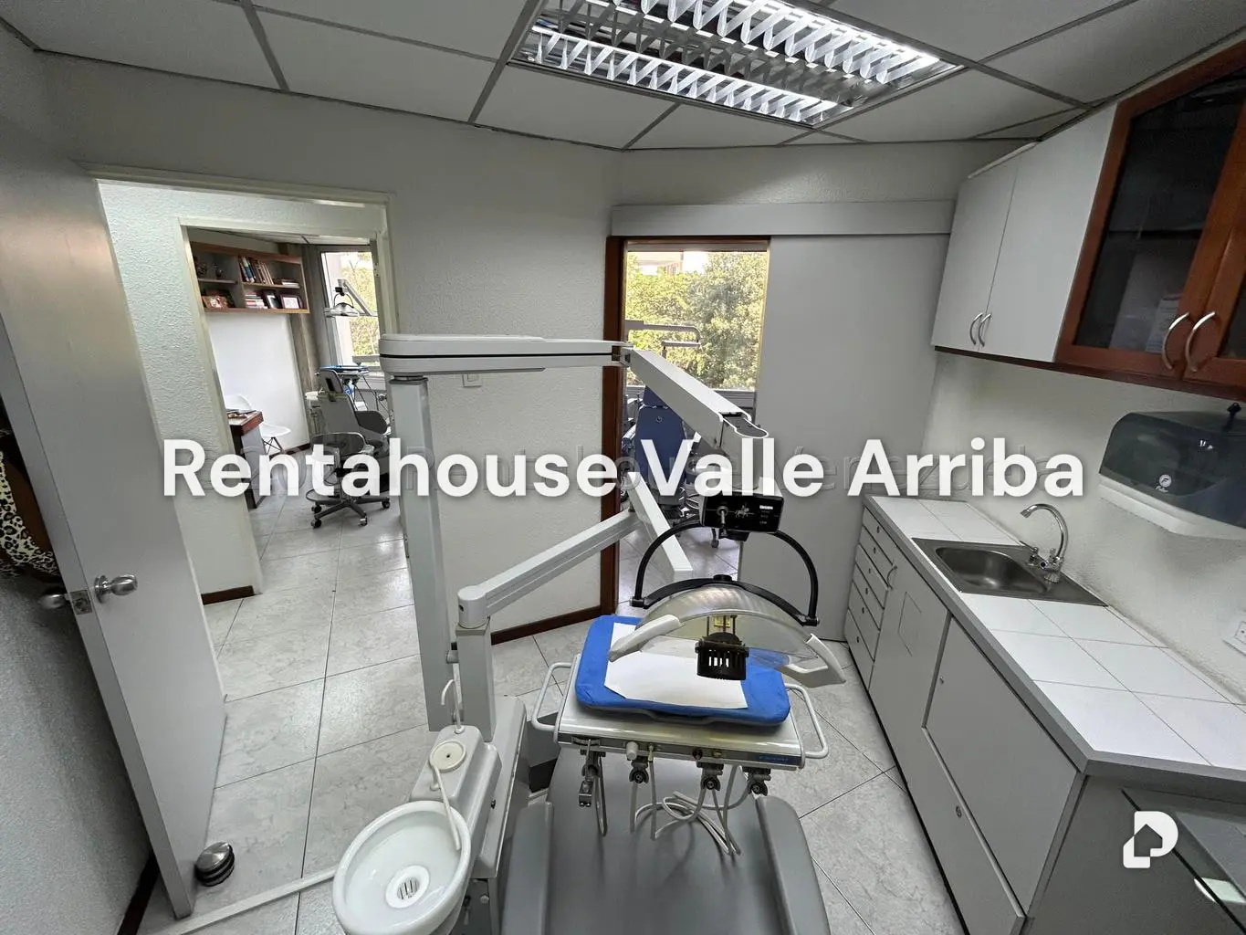 Local comercial en Santa Paula, Caracas – 16