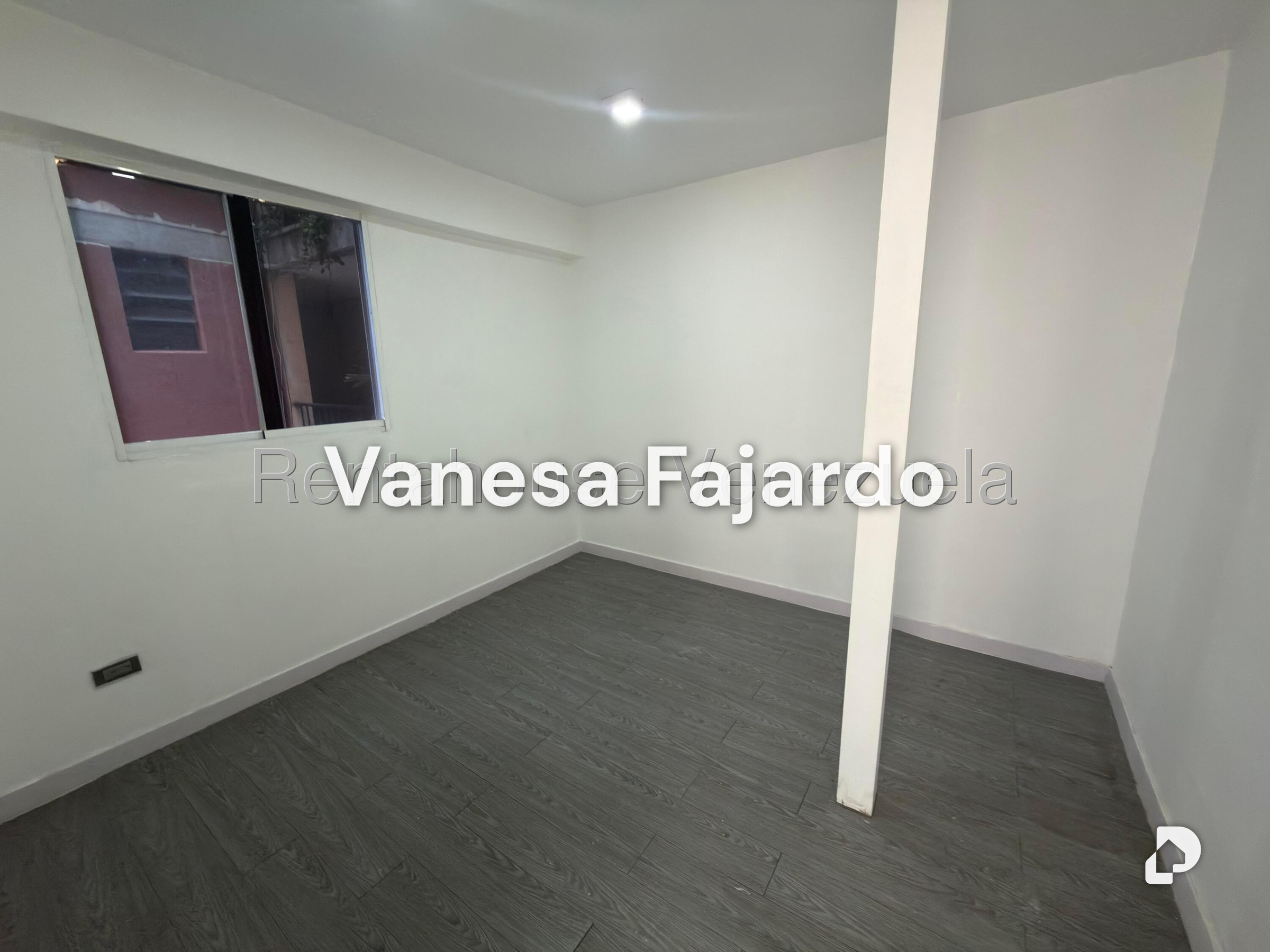 Apartamento en Los Palos Grandes, Caracas – 11