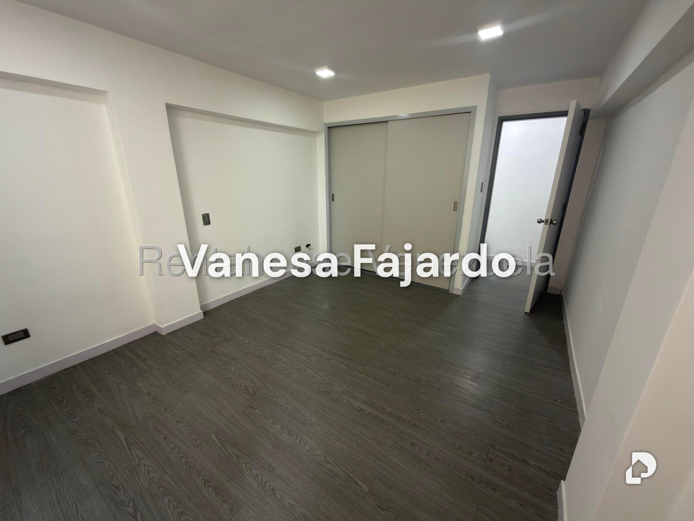 Apartamento en Los Palos Grandes, Caracas – 9
