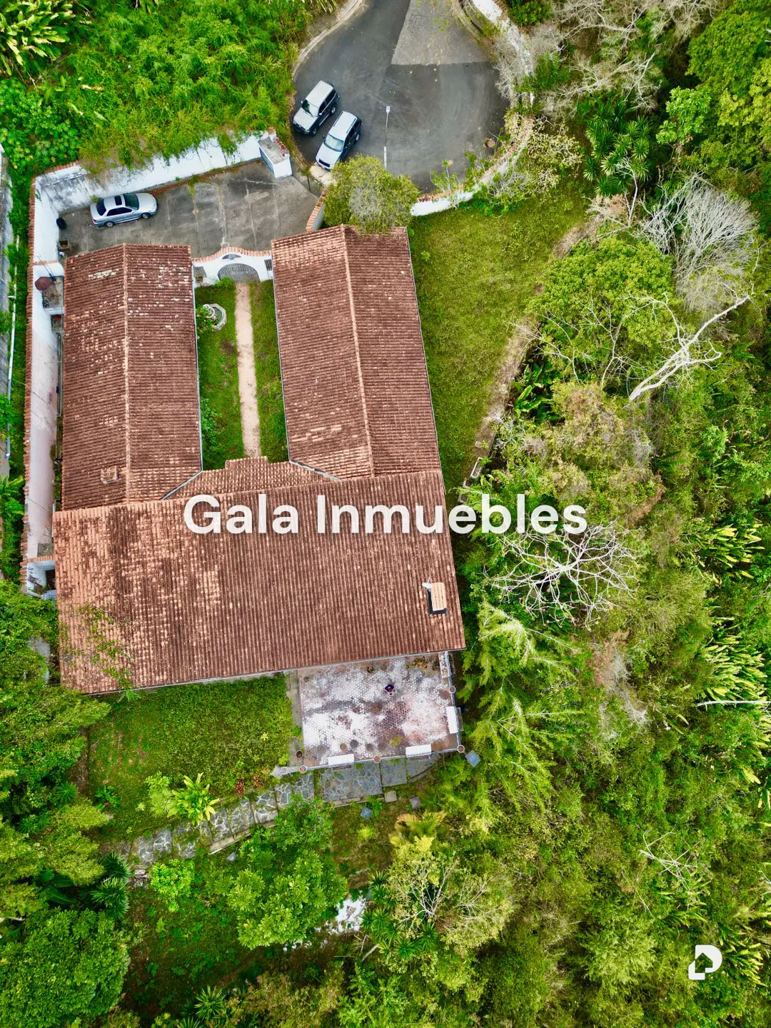 Casa en La Lagunita, Caracas – 10