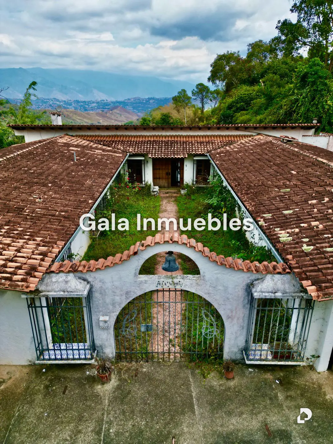 Casa en La Lagunita, Caracas – 1