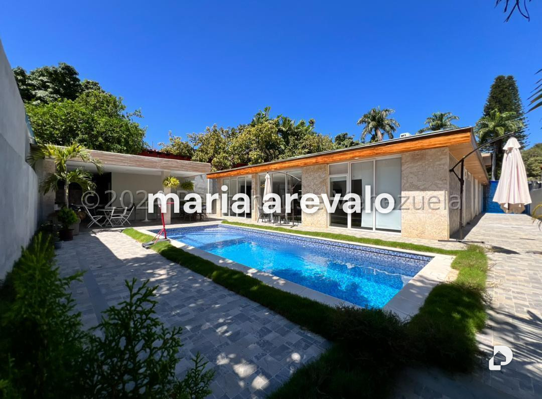 Casa en Prados del Este, Caracas – 17