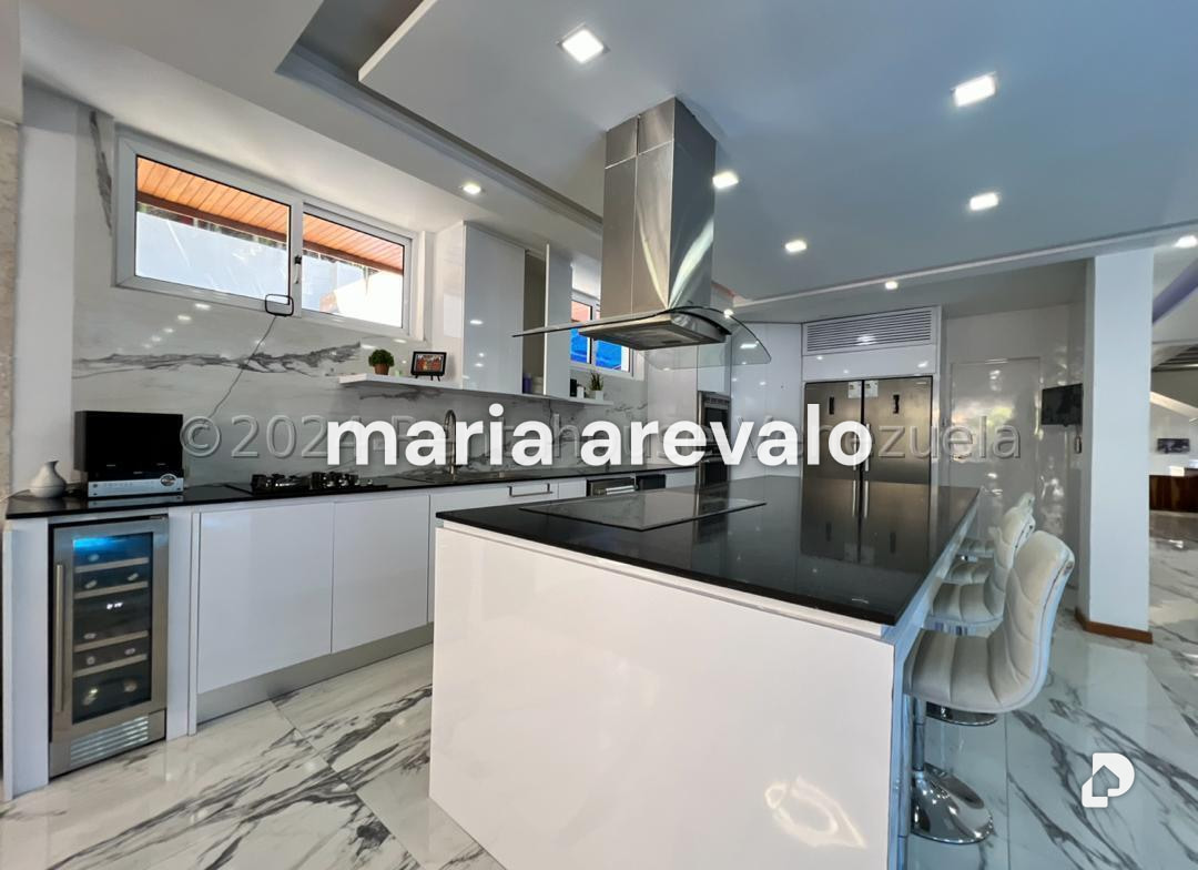 Casa en Prados del Este, Caracas – 13