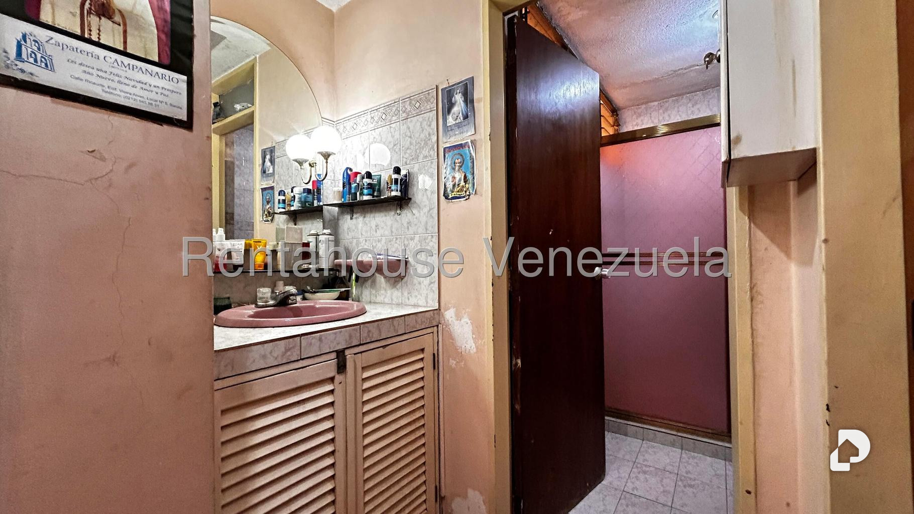 Casa en Piedra Azul, Caracas – 21