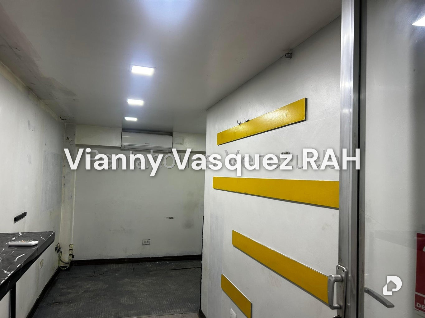 Commercial space in Los Palos Grandes, Caracas – 4