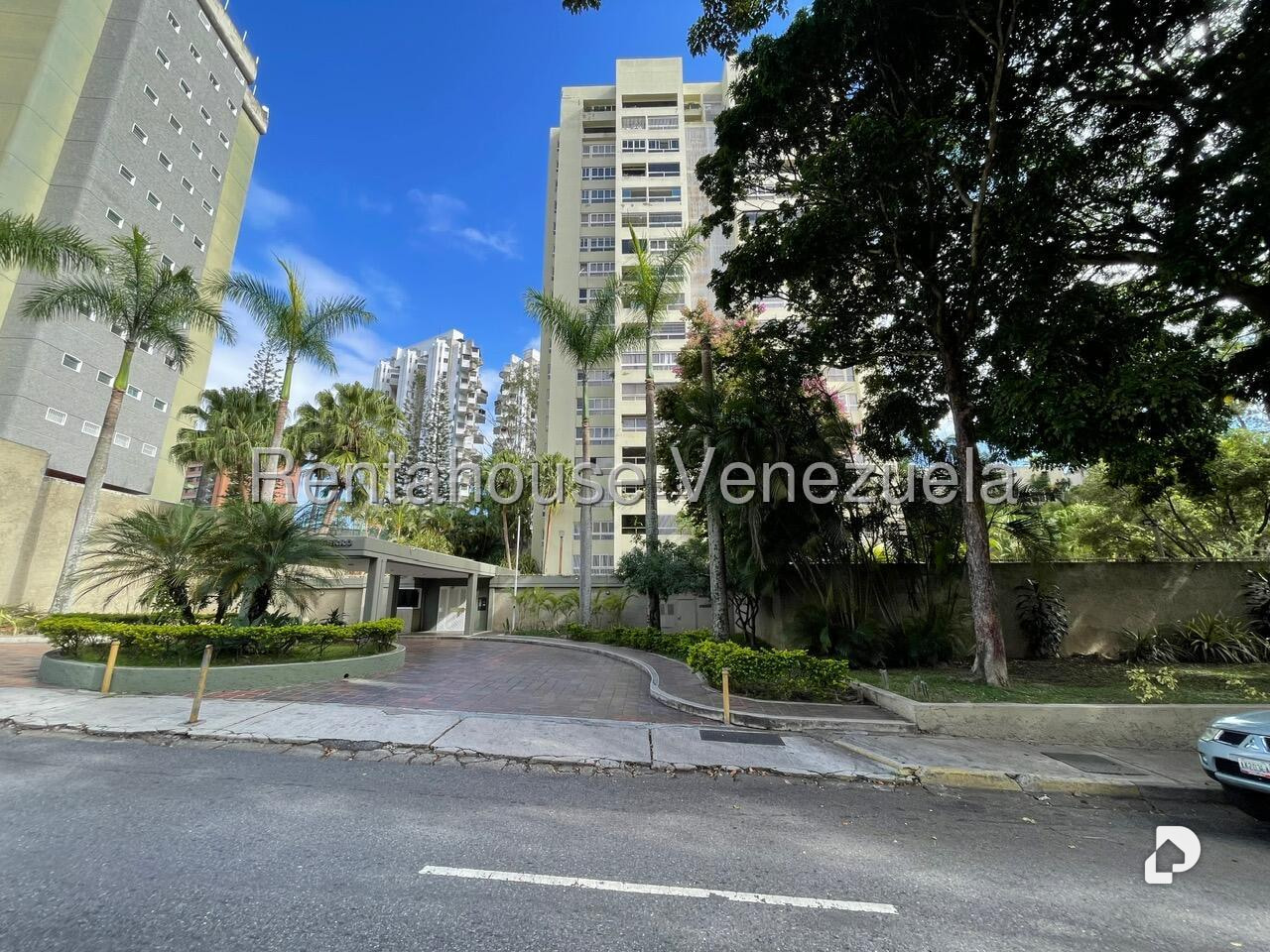 Apartamento en Los Naranjos (del Cafetal), Caracas – 2