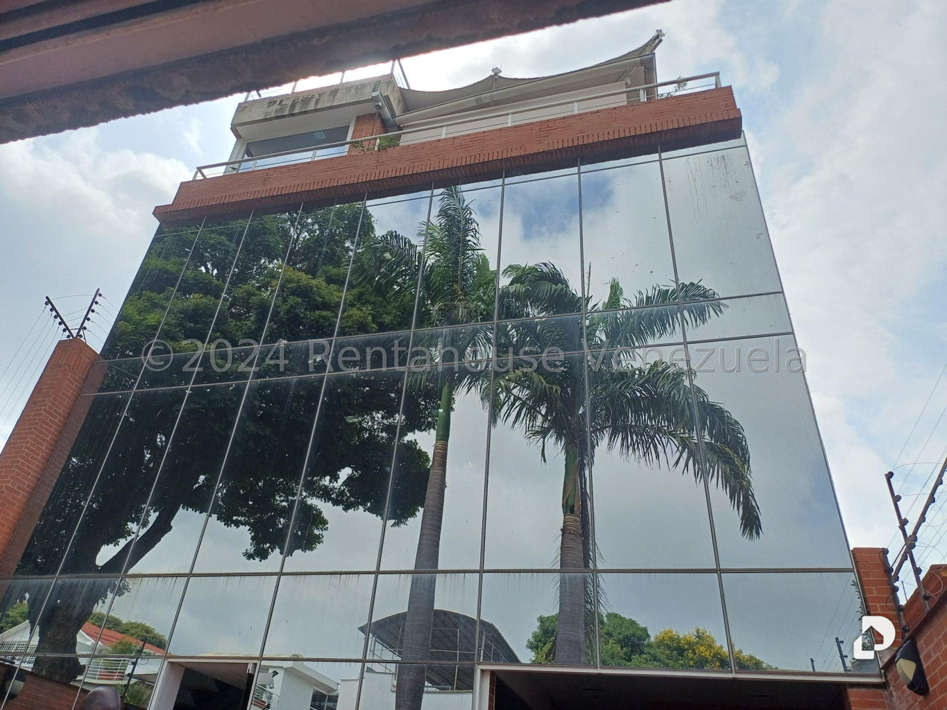 Edificio en Campo Claro, Caracas – 2