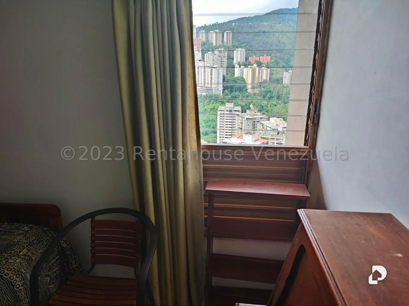 Apartamento en Lomas de Prados del Este, Caracas – 23