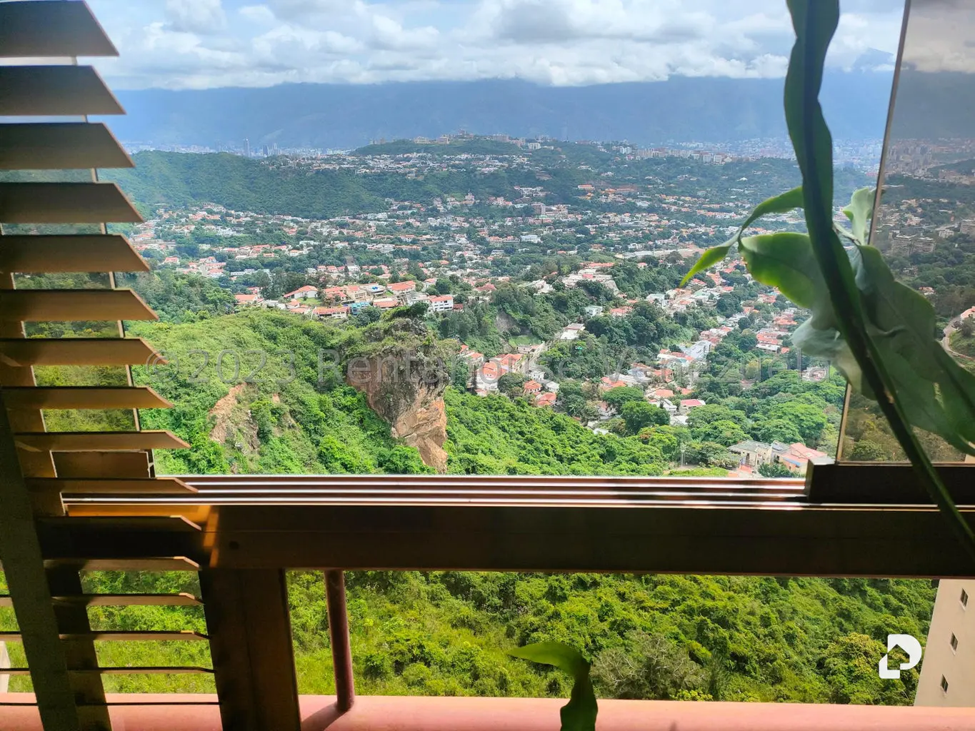 Apartamento en Lomas de Prados del Este, Caracas – 26